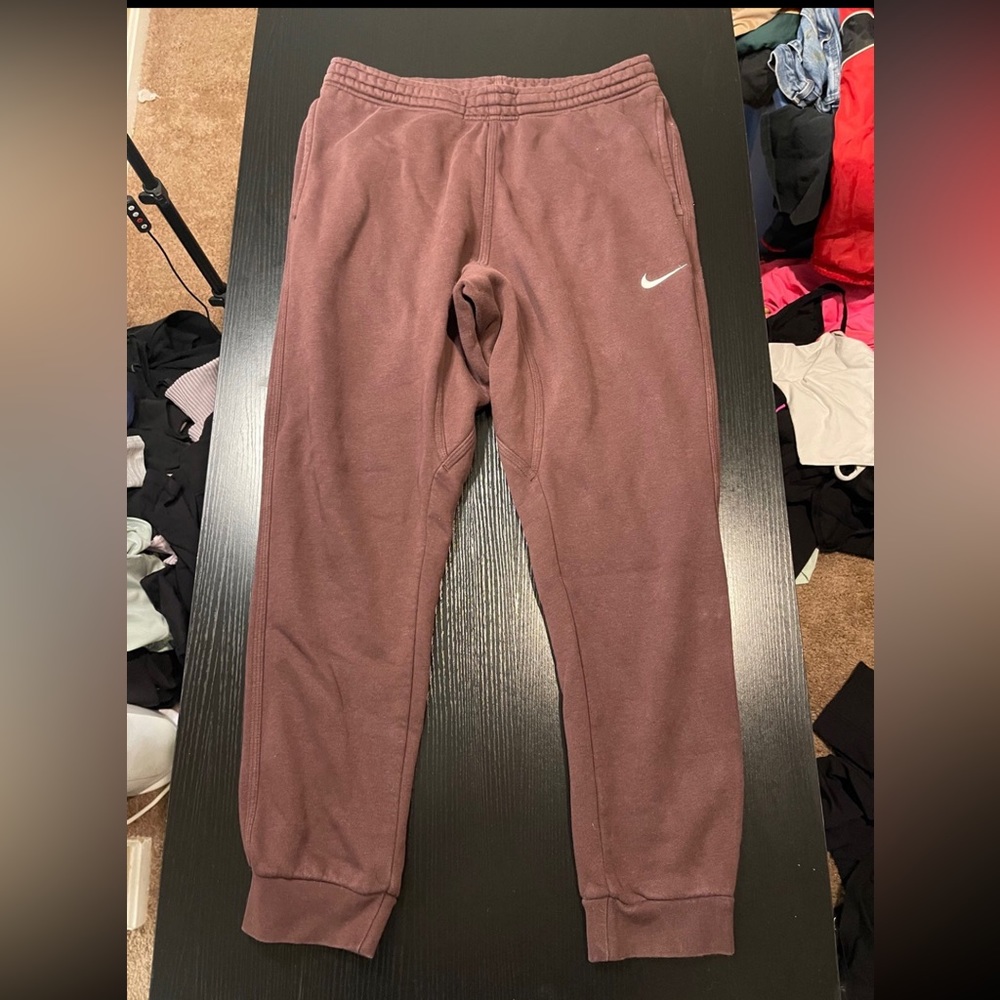 Men’s Nike joggers size large
